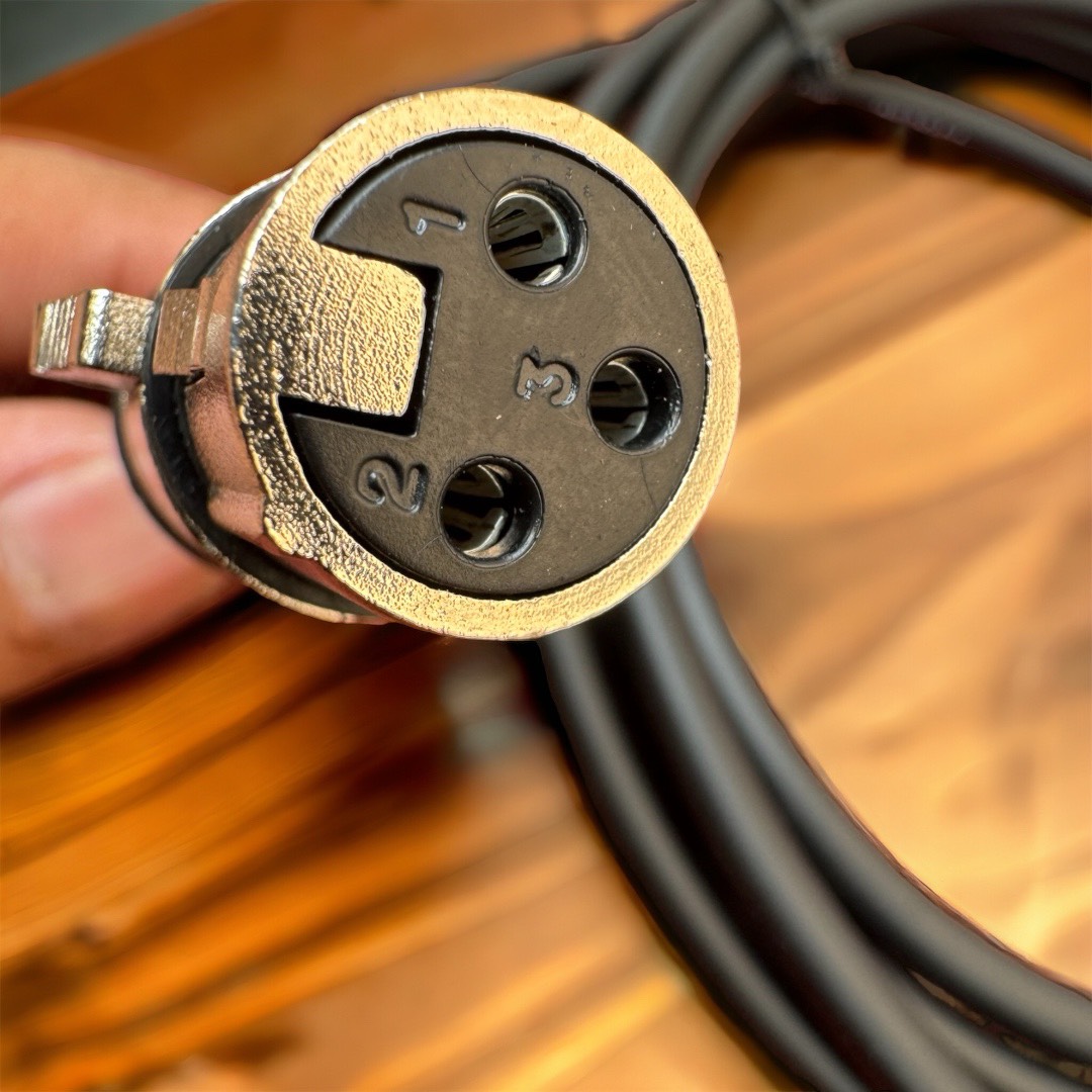z5077066753274_096b395bd59b977035fea4078b044ad3 Dây jack tín hiệu âm thanh PROCAB MC100/1